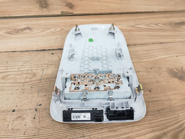 bontott OPEL CROSSLAND X Beltér Világítás Első