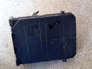 bontott OPEL CROSSLAND X Biztosítéktábla Csomagtér