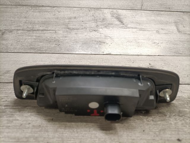 bontott OPEL CROSSLAND X Csomagtér Nyitó Kar / Gomb