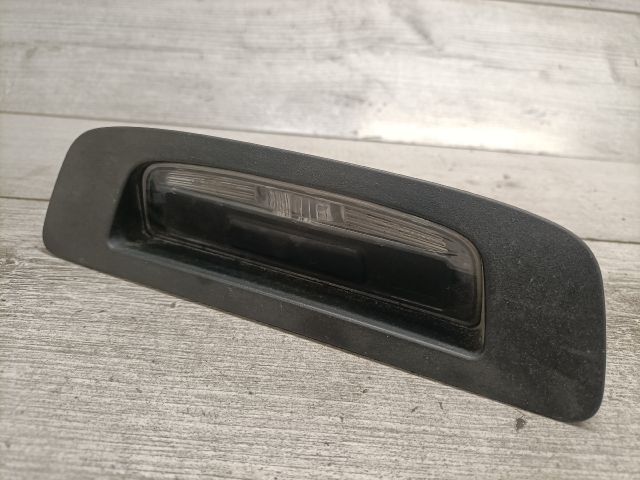 bontott OPEL CROSSLAND X Csomagtér Nyitó Kar / Gomb