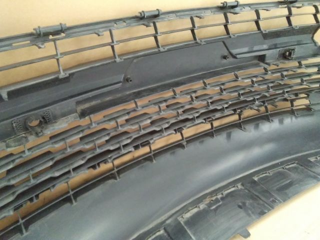 bontott OPEL CROSSLAND X Első Lökhárító (Üresen)