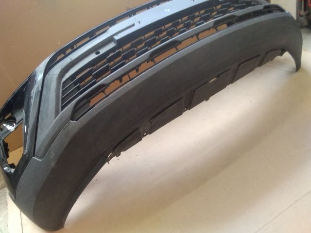 bontott OPEL CROSSLAND X Első Lökhárító (Üresen)