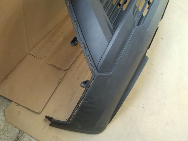 bontott OPEL CROSSLAND X Első Lökhárító (Üresen)