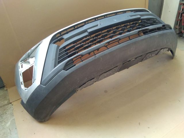 bontott OPEL CROSSLAND X Első Lökhárító (Üresen)