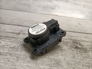 bontott OPEL CROSSLAND X Fűtés Állító Motor