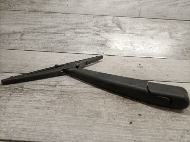 bontott OPEL CROSSLAND X Hátsó Ablaktörlő Kar