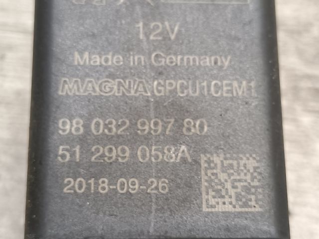 bontott OPEL CROSSLAND X Izzító Relé