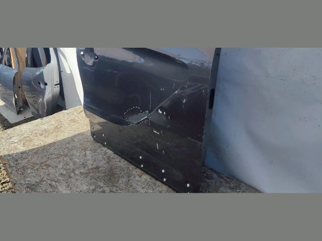 bontott OPEL CROSSLAND X Jobb első Ajtó (Üres lemez)