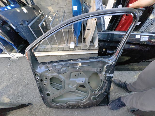 bontott OPEL CROSSLAND X Jobb első Ajtó (Üres lemez)