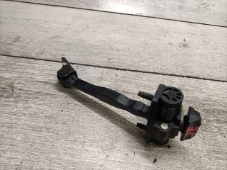 bontott OPEL CROSSLAND X Jobb első Ajtóhatároló