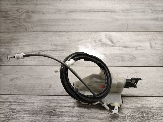 bontott OPEL CROSSLAND X Jobb első Ajtózár