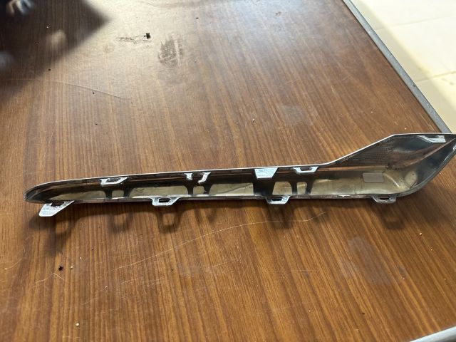 bontott OPEL CROSSLAND X Jobb első Lökhárító Díszléc