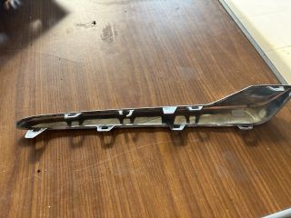 bontott OPEL CROSSLAND X Jobb első Lökhárító Díszléc