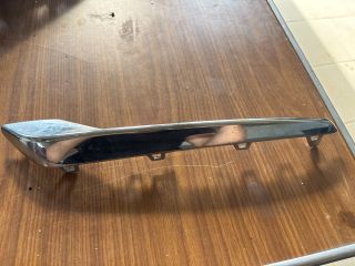 bontott OPEL CROSSLAND X Jobb első Lökhárító Díszléc