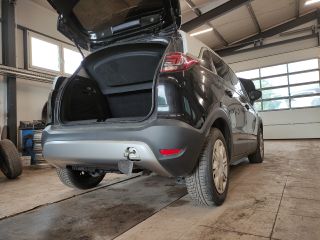 bontott OPEL CROSSLAND X Jobb első Zsanér
