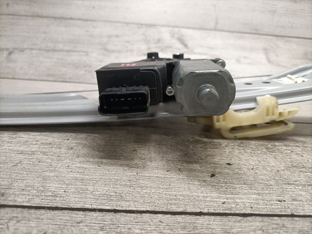 bontott OPEL CROSSLAND X Jobb hátsó Ablakemelő Szerkezet (Elektromos)