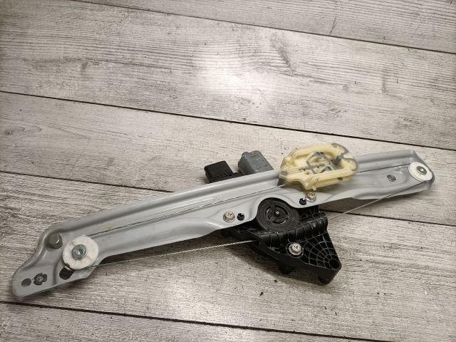 bontott OPEL CROSSLAND X Jobb hátsó Ablakemelő Szerkezet (Elektromos)