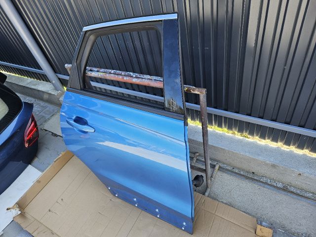 bontott OPEL CROSSLAND X Jobb hátsó Ajtó (Részeivel)