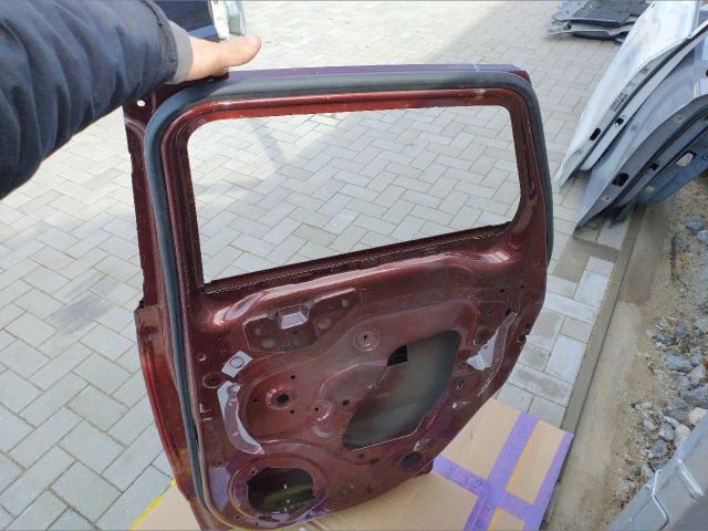 bontott OPEL CROSSLAND X Jobb hátsó Ajtó (Üres lemez)