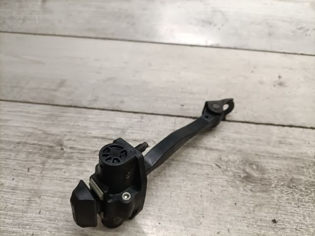 bontott OPEL CROSSLAND X Jobb hátsó Ajtóhatároló