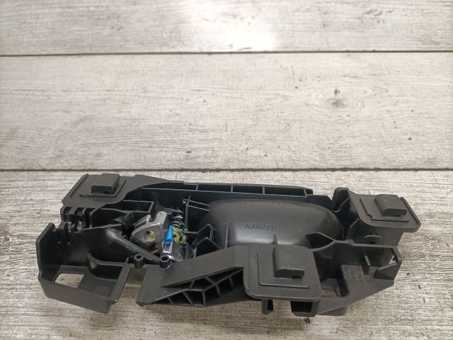 bontott OPEL CROSSLAND X Jobb hátsó Belső Kilincs