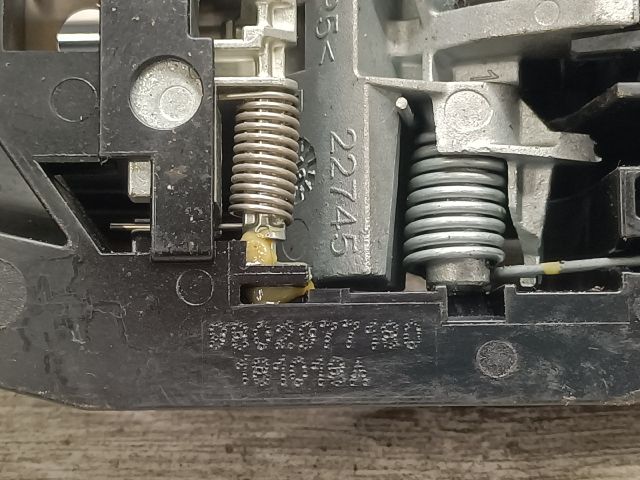 bontott OPEL CROSSLAND X Jobb hátsó Külső Kilincs