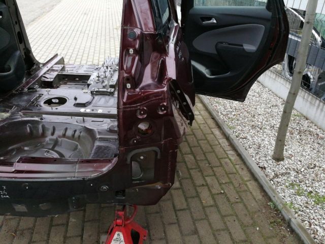 bontott OPEL CROSSLAND X Jobb hátsó Negyed Karosszéria Csomag