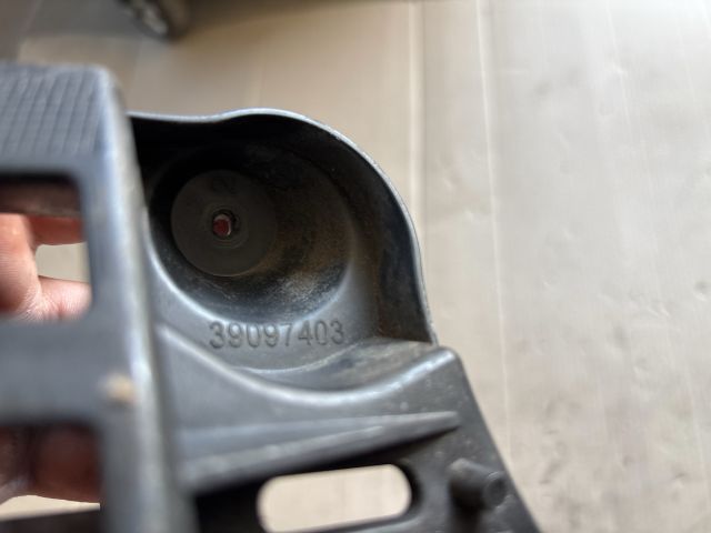 bontott OPEL CROSSLAND X Jobb hátsó Oldal Lökhárító Tartó (Műanyag)