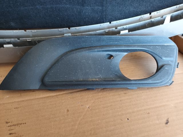 bontott OPEL CROSSLAND X Jobb Ködlámpa Rács