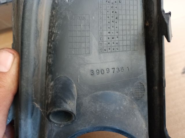 bontott OPEL CROSSLAND X Jobb Ködlámpa Rács