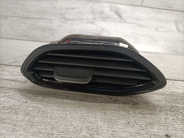 bontott OPEL CROSSLAND X Jobb Szellőző