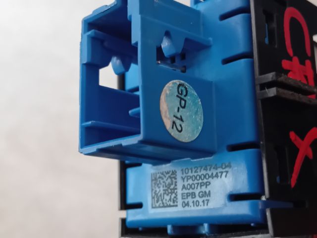 bontott OPEL CROSSLAND X Kézifék Kapcsoló