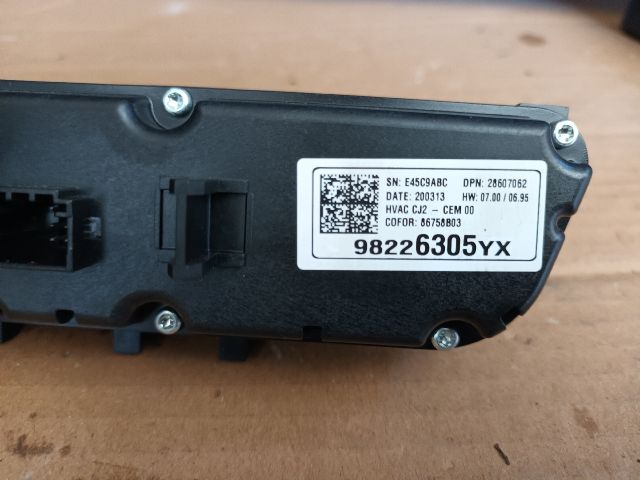 bontott OPEL CROSSLAND X Klíma Kapcsoló