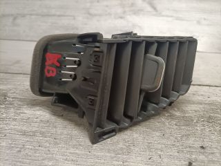 bontott OPEL CROSSLAND X Középső Bal Szellőző