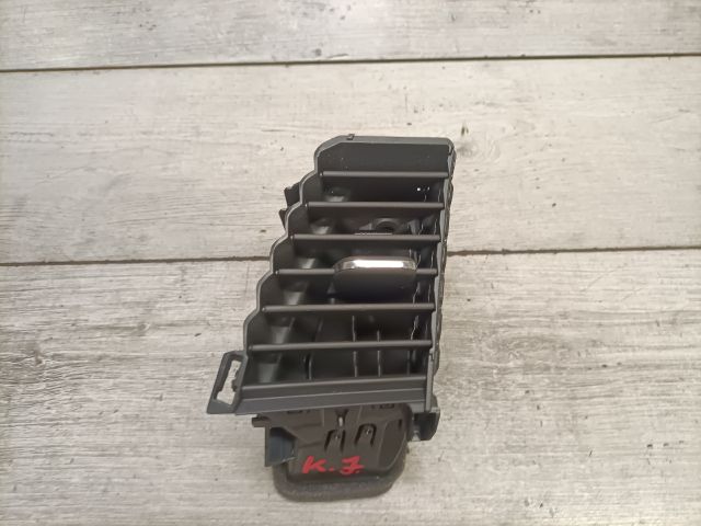 bontott OPEL CROSSLAND X Középső Jobb Szellőző