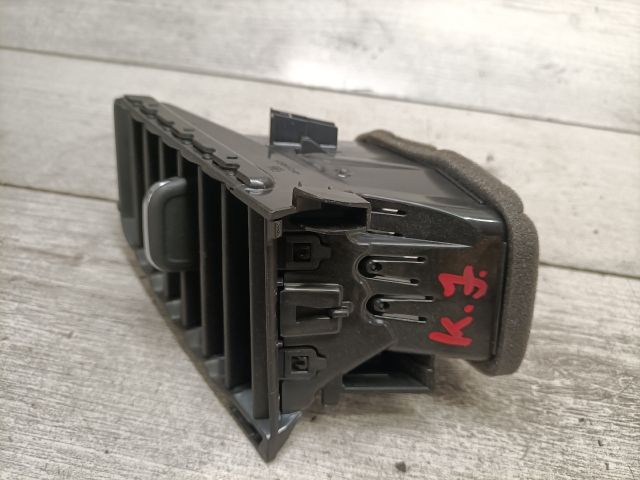 bontott OPEL CROSSLAND X Középső Jobb Szellőző