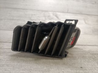 bontott OPEL CROSSLAND X Középső Jobb Szellőző