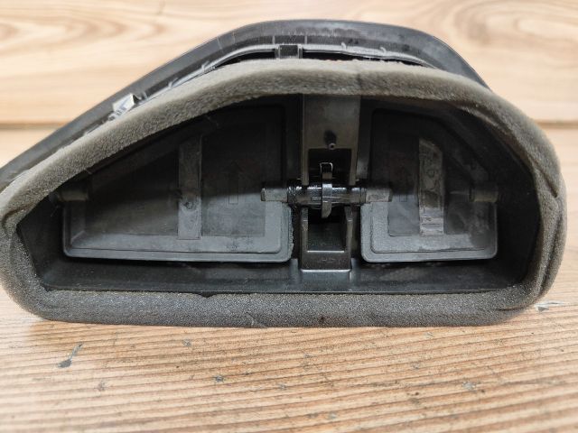 bontott OPEL CROSSLAND X Középső Szellőző