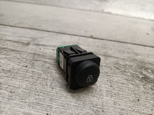 bontott OPEL CROSSLAND X Központizár Kapcsoló