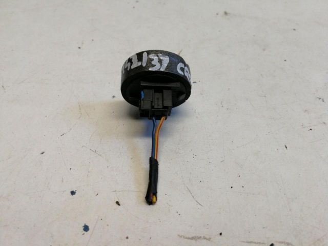 bontott OPEL CROSSLAND X Kulcs Nélküli Nyitás Jeladó