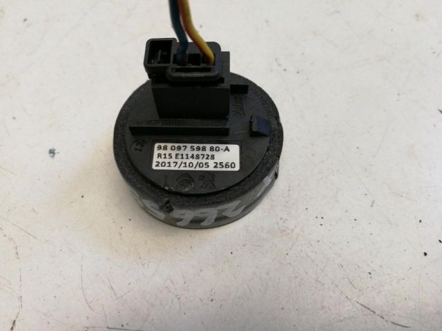 bontott OPEL CROSSLAND X Kulcs Nélküli Nyitás Jeladó