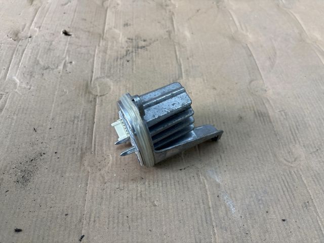 bontott OPEL CROSSLAND X LED Trafó