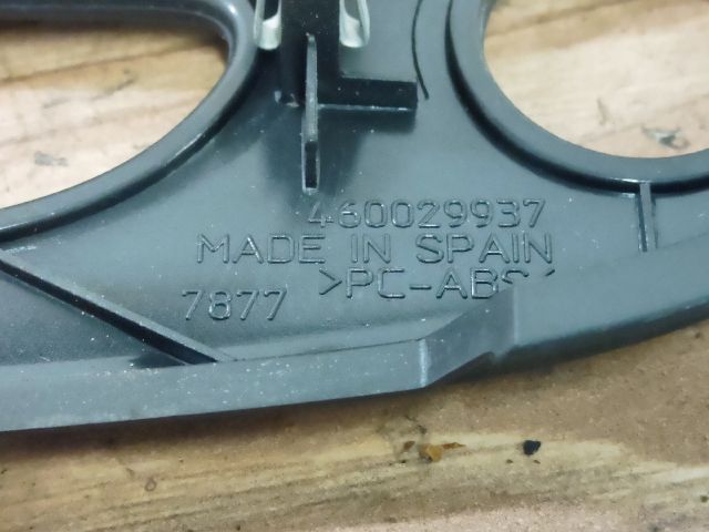 bontott OPEL CROSSLAND X Rádió / CD Keret