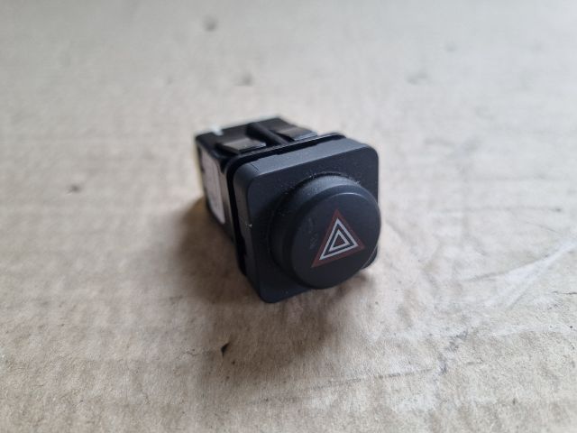 bontott OPEL CROSSLAND X Vészvillogó Kapcsoló