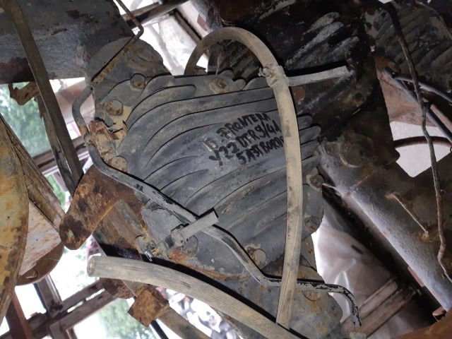 bontott OPEL FRONTERA Hátsó Híd (Tárcsafékes)