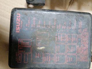 bontott OPEL FRONTERA Biztosítéktábla Motortér