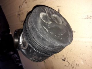 bontott OPEL FRONTERA Dugattyú és Hajtókar