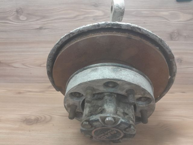 bontott OPEL FRONTERA Jobb első Csonkállvány Kerékaggyal