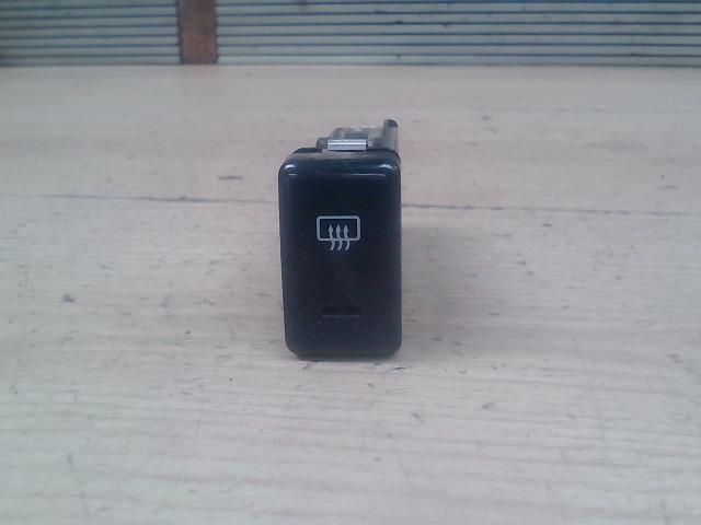 bontott OPEL FRONTERA Ablakfűtés Kapcsoló