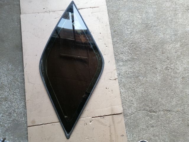 bontott OPEL FRONTERA Bal C Oszlop Oldalablak Üveg